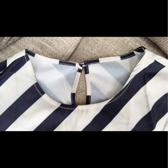 Classic Elegant Striped Print Batwing Sleeve Blouse Top Shirt - Picture 8 of 9